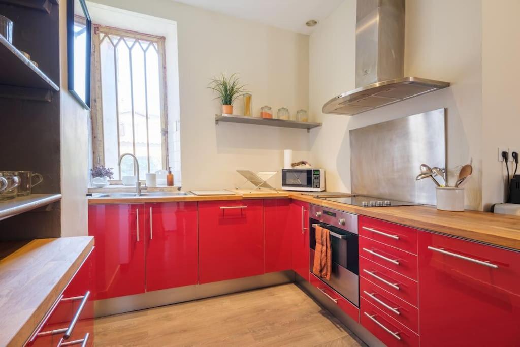 Appartement Avec Son Patio Dans Centre Historique De Bourg Exteriér fotografie