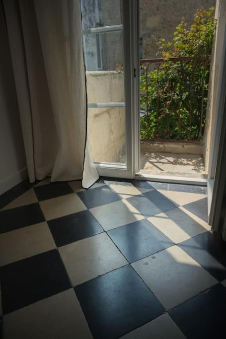 Appartement Avec Son Patio Dans Centre Historique De Bourg Exteriér fotografie